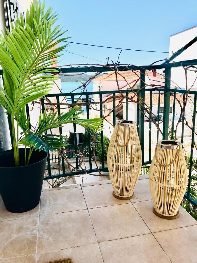 Apartmani-Okrug Gornji-Ciovo Trogir Exterior photo